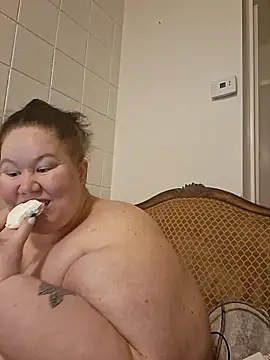 hisalphaqueen27 online show from 04-11-26, 07:45