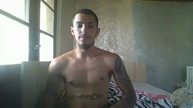 robertmrn112 online show from 06-29-26, 02:28