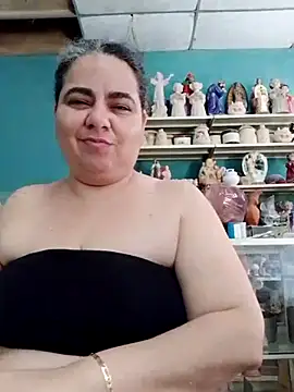 Snapshot of Golositadeamor chatting on 06-10-26, 05:58 Golositadeamor online show from 06-10-26, 05:58