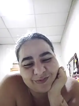 Snapshot of Golositadeamor chatting on 06-18-26, 05:29 Golositadeamor online show from 06-18-26, 05:29