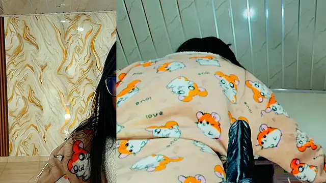 Snapshot of peachy__baby chatting on 07-14-26, 11:05 peachy baby online show from 07-14-26, 11:05
