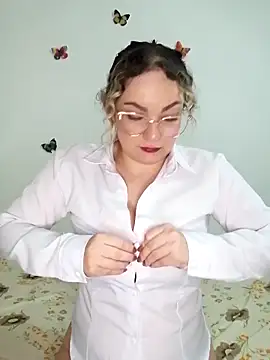 honey hornie online show from 04-10-26, 01:23