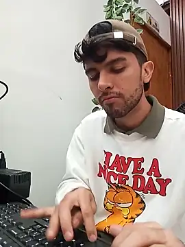 RodrigoColby2 online show from 05-09-26, 10:13