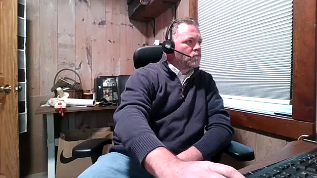 Snapshot of JJ_CONN78 chatting on 04-27-26, 04:16 JJ CONN78 online show from 04-27-26, 04:16