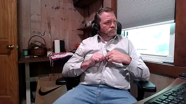 Snapshot of JJ_CONN78 chatting on 05-21-26, 02:36 JJ CONN78 online show from 05-21-26, 02:36