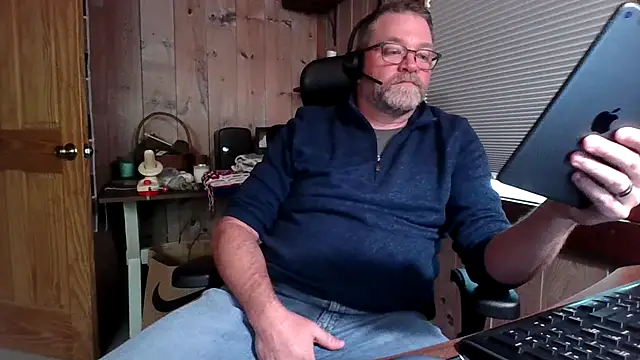 Snapshot of JJ_CONN78 chatting on 05-11-26, 04:04 JJ CONN78 online show from 05-11-26, 04:04