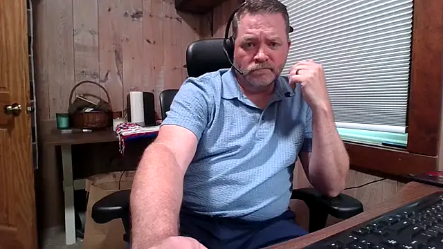 Snapshot of JJ_CONN78 chatting on 05-20-26, 02:25 JJ CONN78 online show from 05-20-26, 02:25