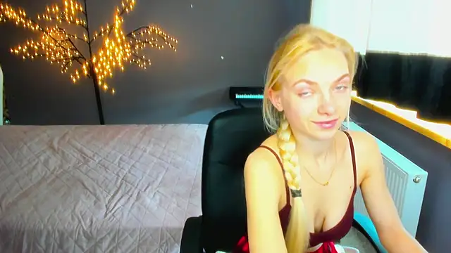 Snapshot of SonnySofia chatting on 04-27-26, 05:38 SonnySofia online show from 04-27-26, 05:38