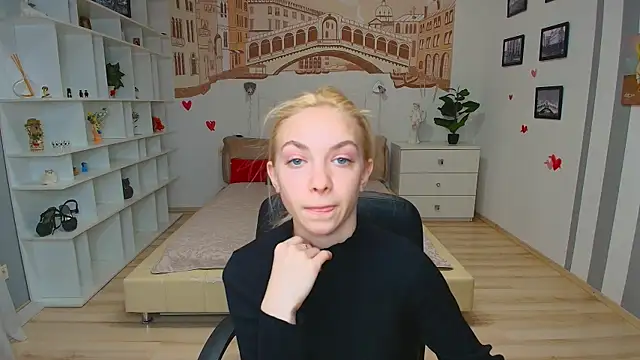 Snapshot of SonnySofia chatting on 04-15-26, 05:57 SonnySofia online show from 04-15-26, 05:57