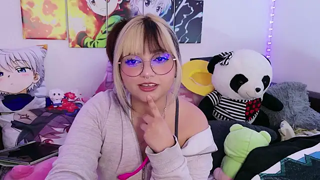 Snapshot of ZoeyDoll_ chatting on 04-25-26, 10:51 ZoeyDoll online show from 04-25-26, 10:51
