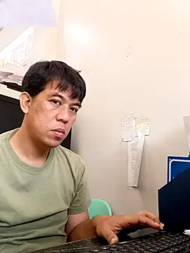 Snapshot of akiramoore chatting on 06-25-26, 02:20 akiramoore online show from 06-25-26, 02:20