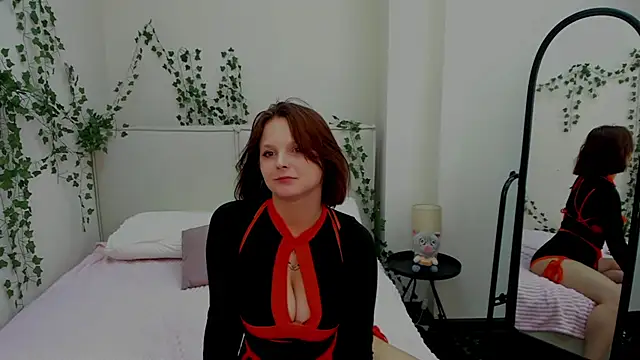 Snapshot of Charlotte_Stee chatting on 07-02-26, 03:23 Charlotte Stee online show from 07-02-26, 03:23