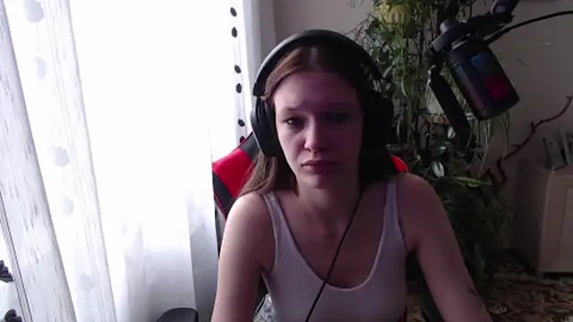 PunyKnee online show from 04-14-26, 08:19