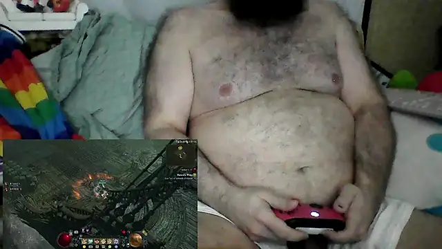 Snapshot of BriTheTopBear chatting on 06-25-26, 06:51 BriTheTopBear online show from 06-25-26, 06:51