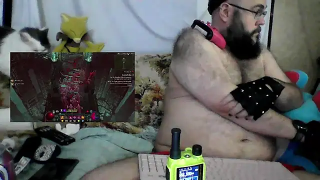 Snapshot of BriTheTopBear chatting on 06-14-26, 02:24 BriTheTopBear online show from 06-14-26, 02:24