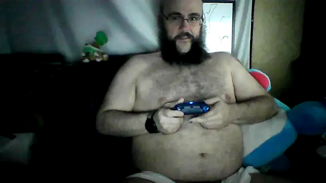 Snapshot of BriTheTopBear chatting on 05-29-26, 05:13 BriTheTopBear online show from 05-29-26, 05:13
