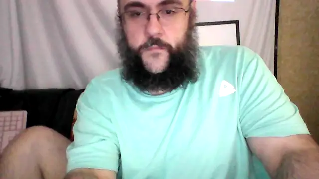 Snapshot of BriTheTopBear chatting on 05-08-26, 03:10 BriTheTopBear online show from 05-08-26, 03:10