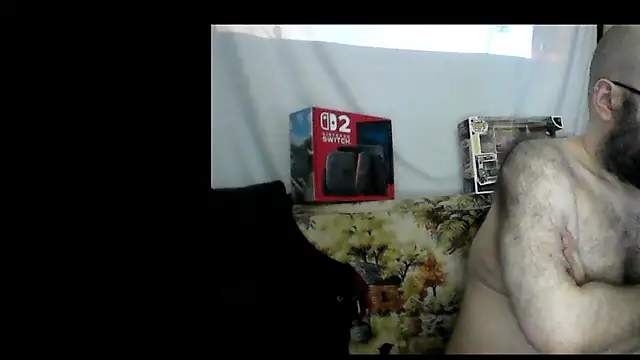 Snapshot of BriTheTopBear chatting on 07-04-26, 05:36 BriTheTopBear online show from 07-04-26, 05:36