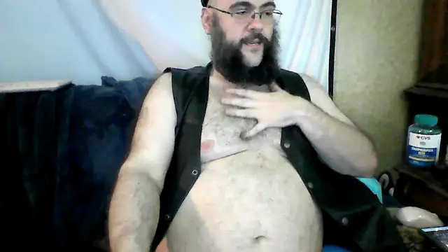 Snapshot of BriTheTopBear chatting on 05-16-26, 01:48 BriTheTopBear online show from 05-16-26, 01:48