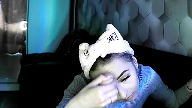 Kelly Mur  online show from 04-23-26, 02:29