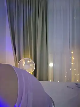 GUGU11211 online show from 04-10-26, 02:57