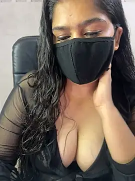 sarasofiaa  online show from 07-18-26, 07:11