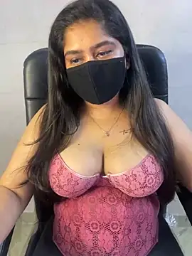 Snapshot of sarasofiaa_ chatting on 05-17-26, 04:07 sarasofiaa online show from 05-17-26, 04:07
