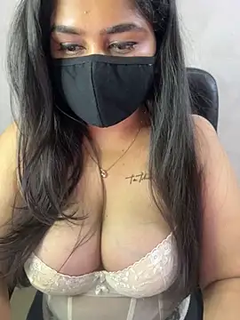 Snapshot of sarasofiaa_ chatting on 05-19-26, 02:13 sarasofiaa online show from 05-19-26, 02:13