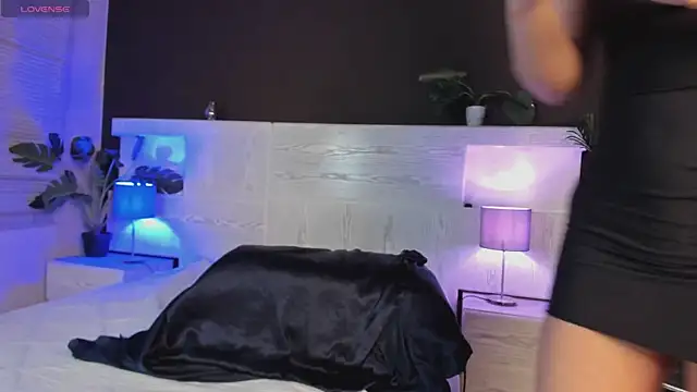 Snapshot of angelina_hilton chatting on 07-04-26, 11:49 angelina hilton online show from 07-04-26, 11:49