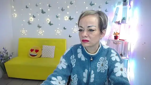 Snapshot of NikaMayu chatting on 04-28-26, 05:01 NikaMayu online show from 04-28-26, 05:01