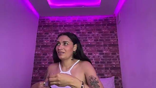 Skarlett Kiss online show from 06-04-26, 12:54