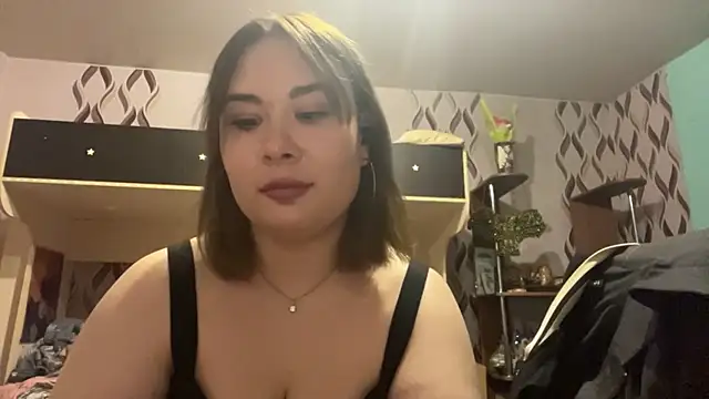 MarcieAdjei online show from 04-06-26, 05:03