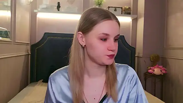 Molly Voses online show from 06-30-26, 08:53