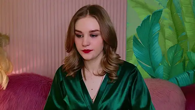 Molly Voses online show from 05-09-26, 08:45