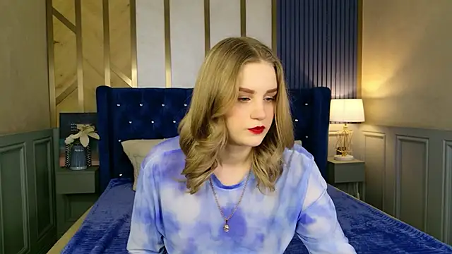 Molly Voses online show from 05-15-26, 08:40