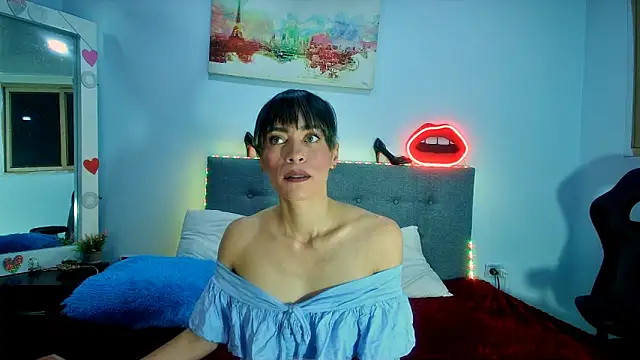 Snapshot of Lorena_sweet33 chatting on 06-01-26, 01:55 Lorena sweet33 online show from 06-01-26, 01:55