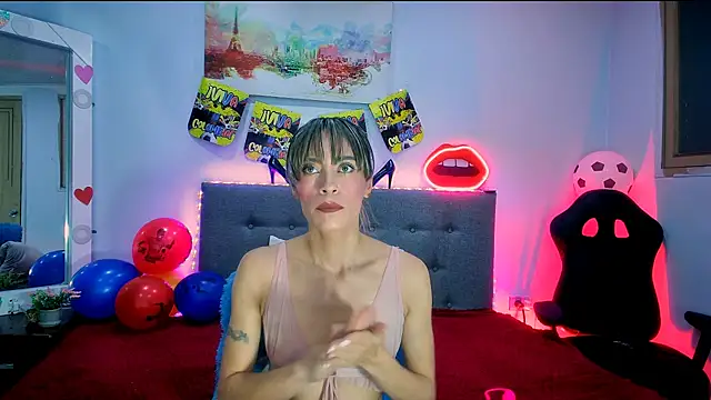 Snapshot of Lorena_sweet33 chatting on 07-10-26, 01:55 Lorena sweet33 online show from 07-10-26, 01:55