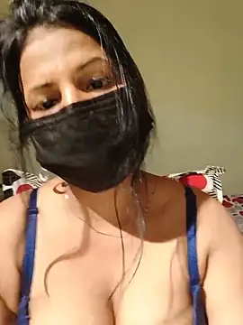 Snapshot of Hot_Alicee chatting on 06-15-26, 05:56 Hot Alicee online show from 06-15-26, 05:56