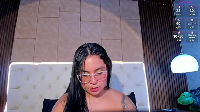 Amelia Rossetti online show from 06-27-26, 11:05
