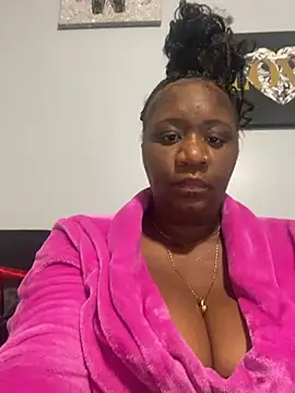 Snapshot of amberchill26 chatting on 04-26-26, 02:47 amberchill26 online show from 04-26-26, 02:47