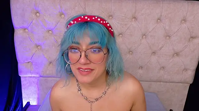 Snapshot of Zafiro_Kitsune chatting on 07-20-26, 10:39 Zafiro Kitsune online show from 07-20-26, 10:39