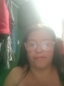Snapshot of Pato-Andrea26 chatting on 05-20-26, 01:52 Pato-Andrea26 online show from 05-20-26, 01:52