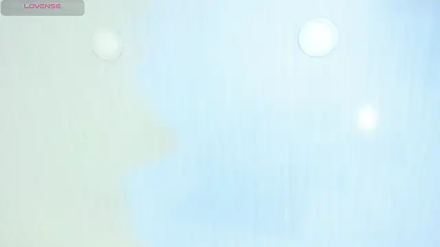 Snapshot of kimmygray10 chatting on 04-30-26, 08:57 kimmygray10 online show from 04-30-26, 08:57