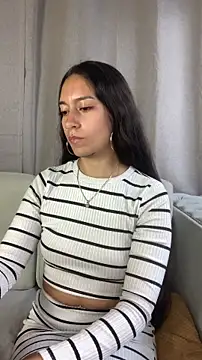 Snapshot of DulceLatinaxo chatting on 06-05-26, 09:42 DulceLatinaxo online show from 06-05-26, 09:42