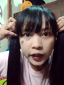 Snapshot of XShihoniLahgi chatting on 05-21-26, 10:45 XShihoniLahgi online show from 05-21-26, 10:45