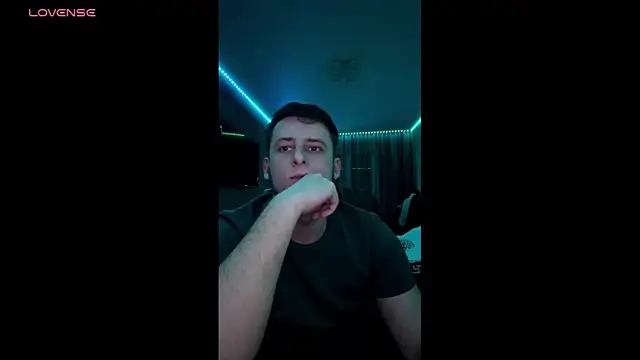 FranklinSweet  online show from 04-17-26, 04:21