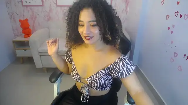 Brittany ch online show from 04-21-26, 08:04