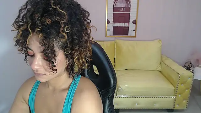 Brittany ch online show from 05-08-26, 08:23