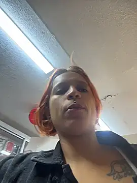Snapshot of Mia_0-4 chatting on 07-15-26, 03:52 Mia 0-4 online show from 07-15-26, 03:52