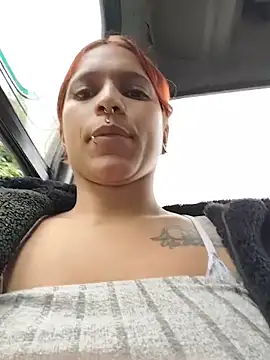 Snapshot of Mia_0-4 chatting on 04-10-26, 08:38 Mia 0-4 online show from 04-10-26, 08:38